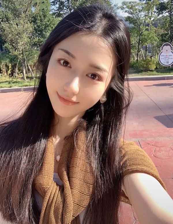 温哥华援交女模特