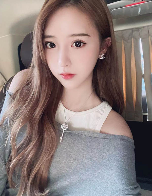 巴黎大学生伴游